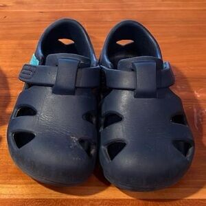 EUC Ten Little Splash Sandals